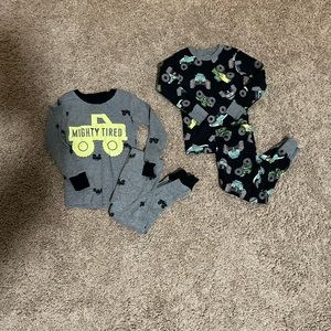 Carter’s Pajama Bundle 2T